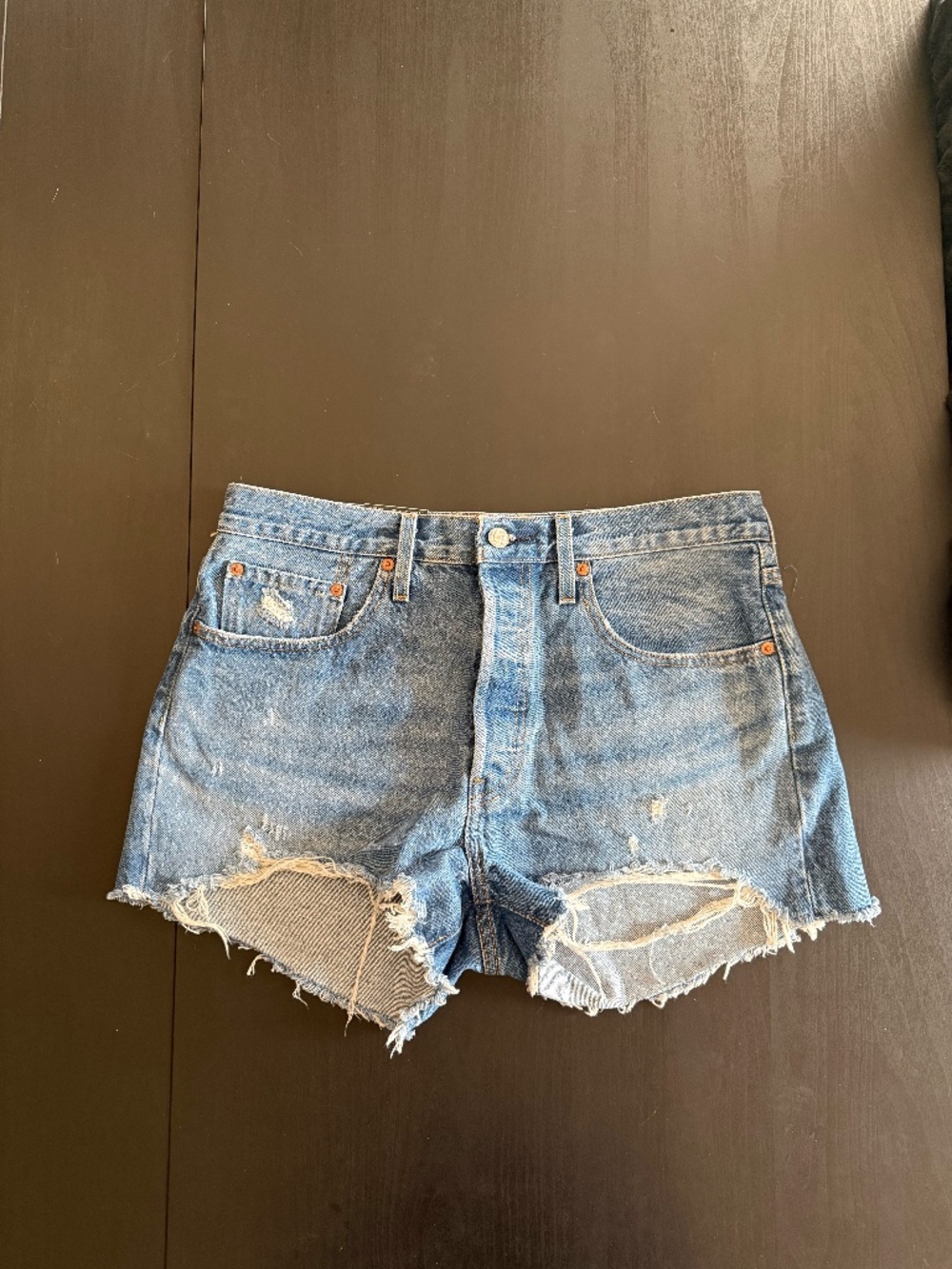 New w/Tags, Levi's 501 Button Down Denim Shorts, Women's Size 31
